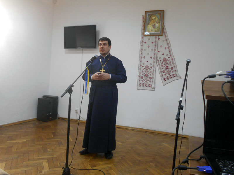 Прикольное шуточное поздравление жениха и невесты Прикольное шуточное поздравление жениха и невесты
